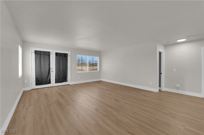 Building Photo - 638 Ribbon Grass Ave