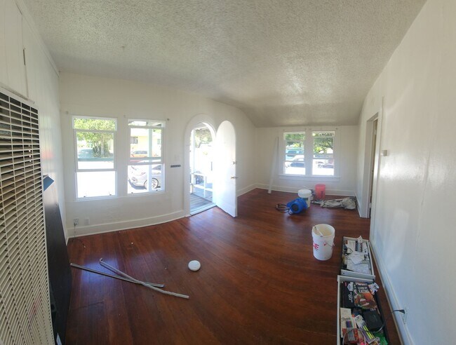 Building Photo - Jeffrey and Foothill Properties