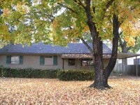 Building Photo - 398 McDermitt Rd