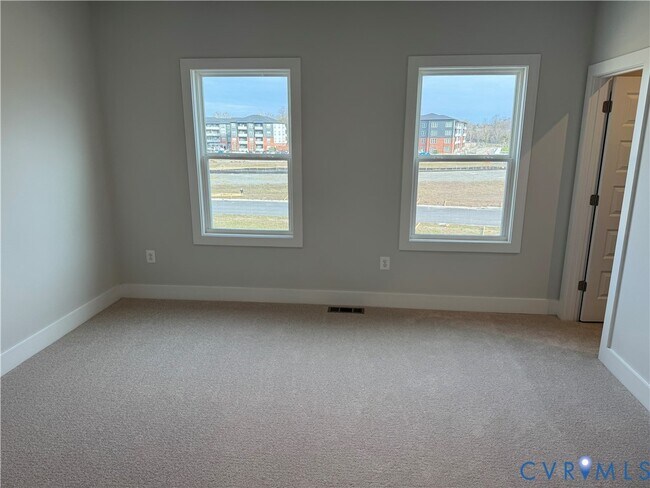 Building Photo - 9439 Alquist St