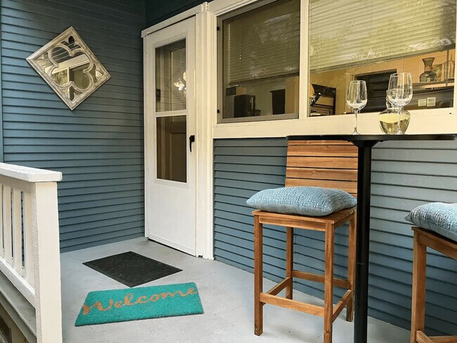 Building Photo - 756 N 76th St