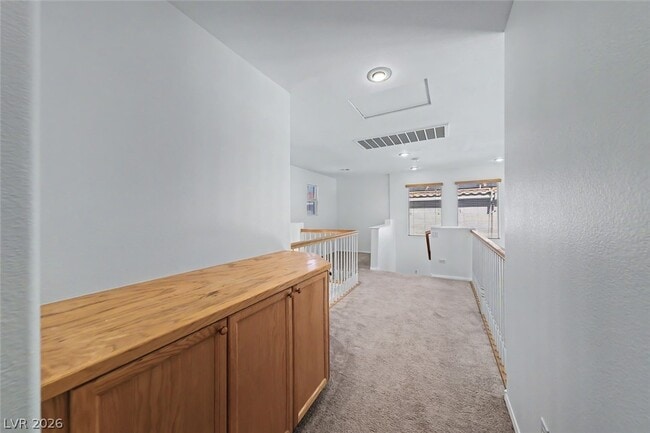 Building Photo - 2367 Thayer Ave