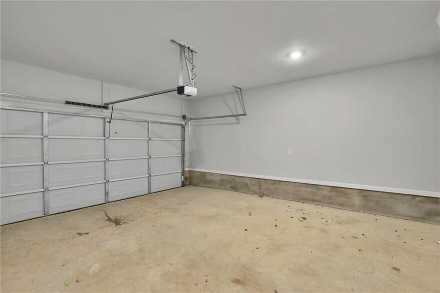 Building Photo - 3405 Endurance Ct