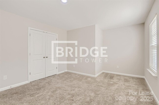 Building Photo - 7331 Neal Rd