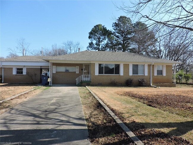 Building Photo - 4801 S 28th St