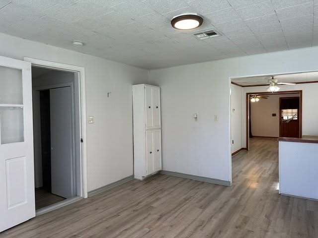 Building Photo - 140 W Cora Lee St