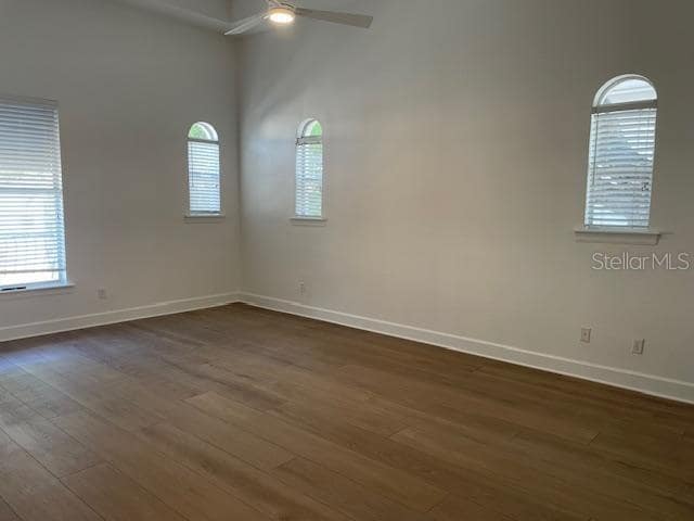 Building Photo - 409 S Westland Ave