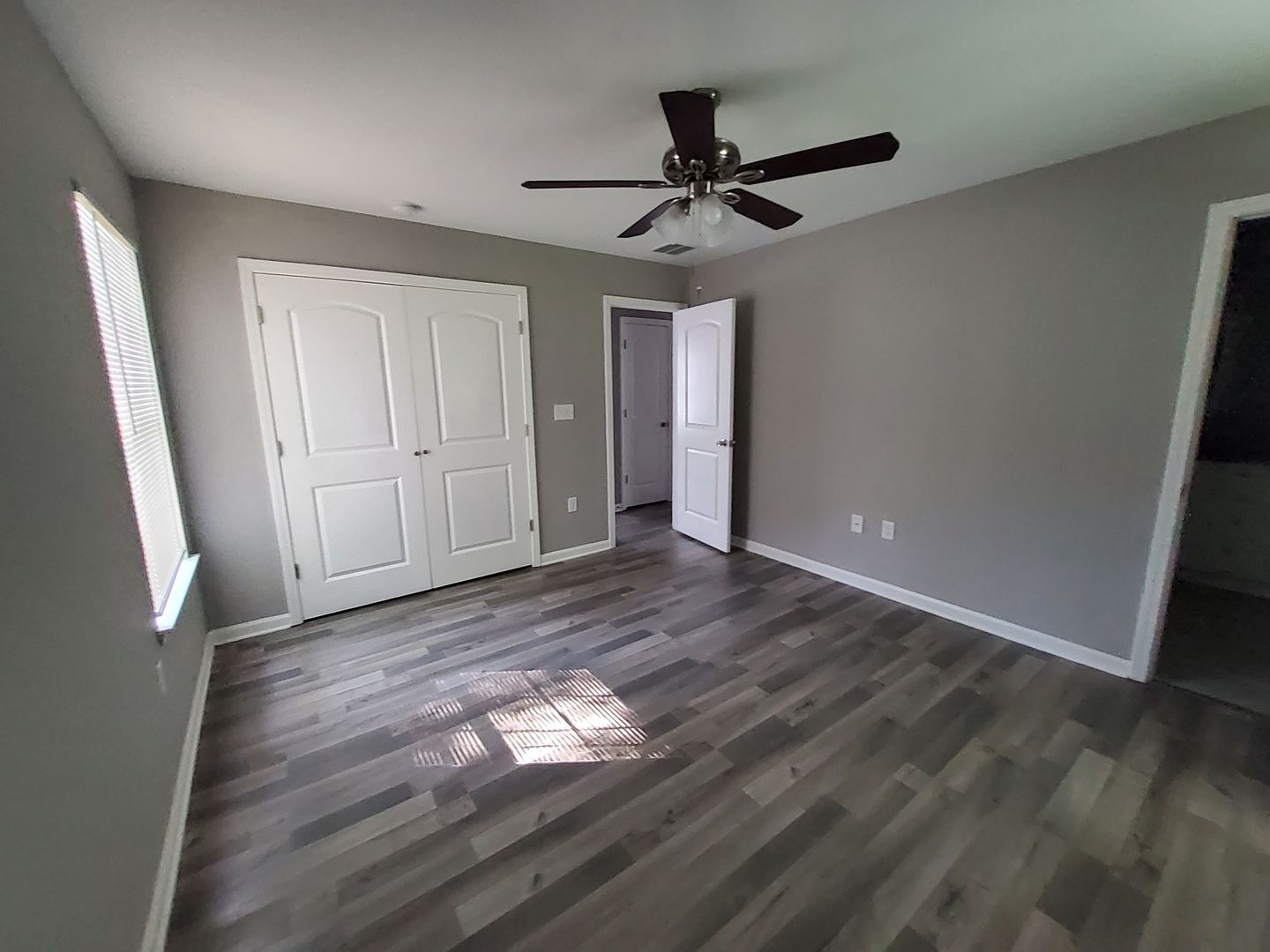 Building Photo - Welcome to Feels Like Home in Memphis, TN!