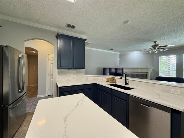 Building Photo - 9503 Saddle Dr