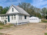 Building Photo - House ready to rent!