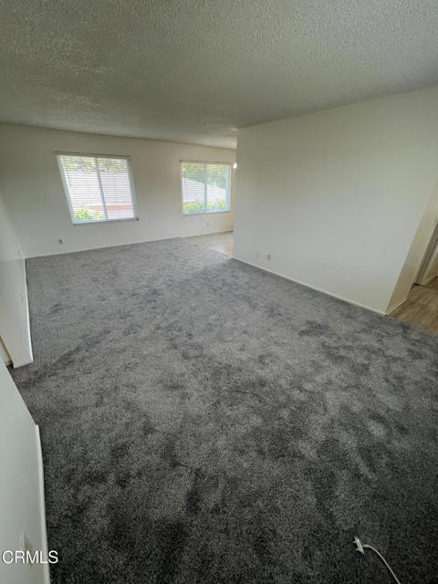 Building Photo - 2943 Lexington Dr