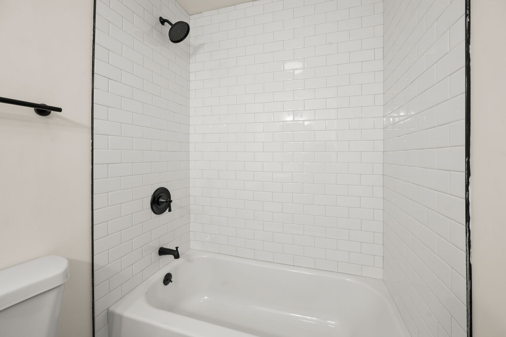 Building Photo - 3761 Avera Ave