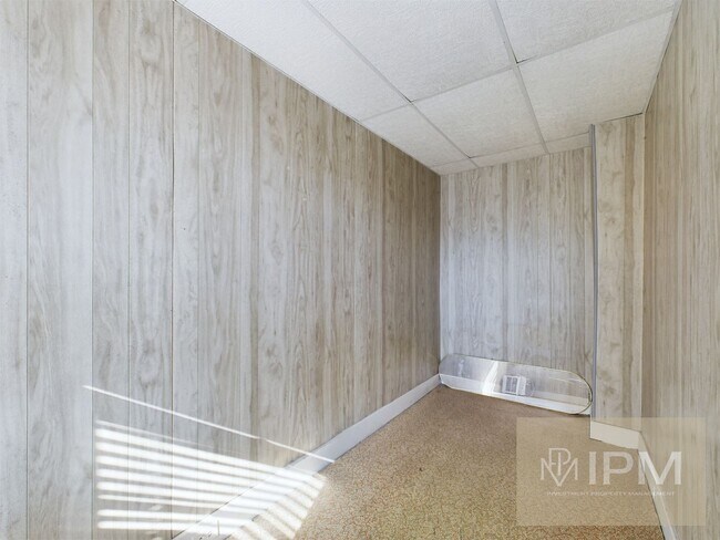 Building Photo - 60 N Sherman St