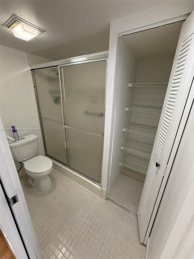 Building Photo - 1300 SW 125th Ave
