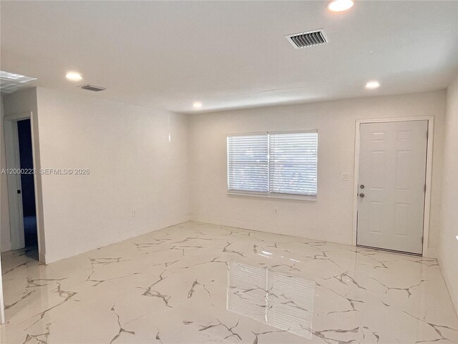 Building Photo - 2481 NW 154th St