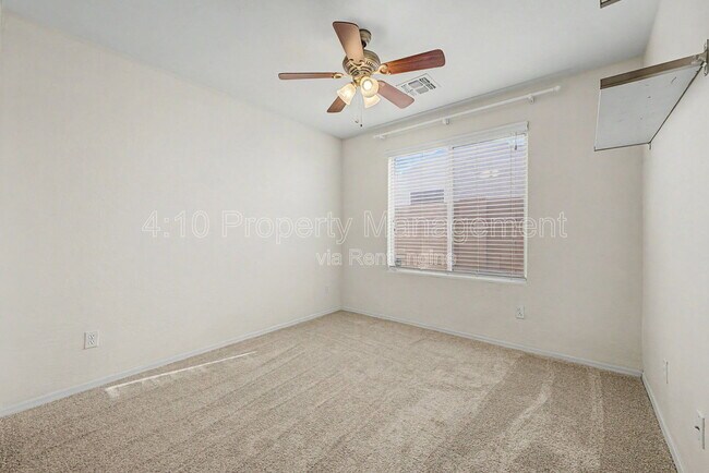 Building Photo - 6508 W Hilton Ave