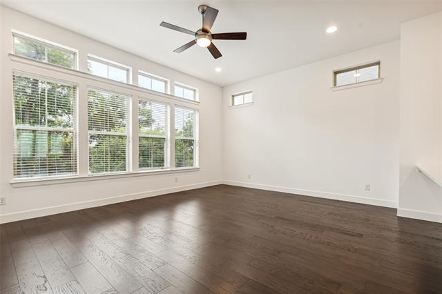 Building Photo - 750 High Garden Pl