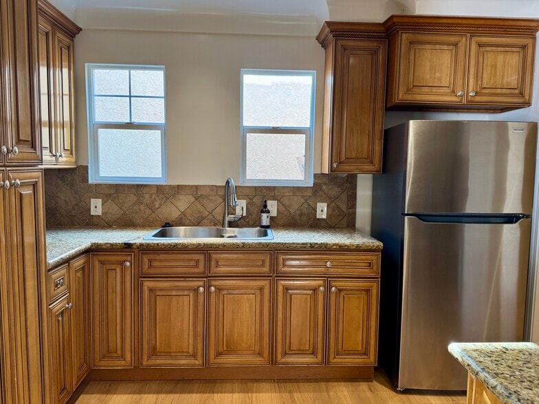 Building Photo - 3918 Woolwine Dr