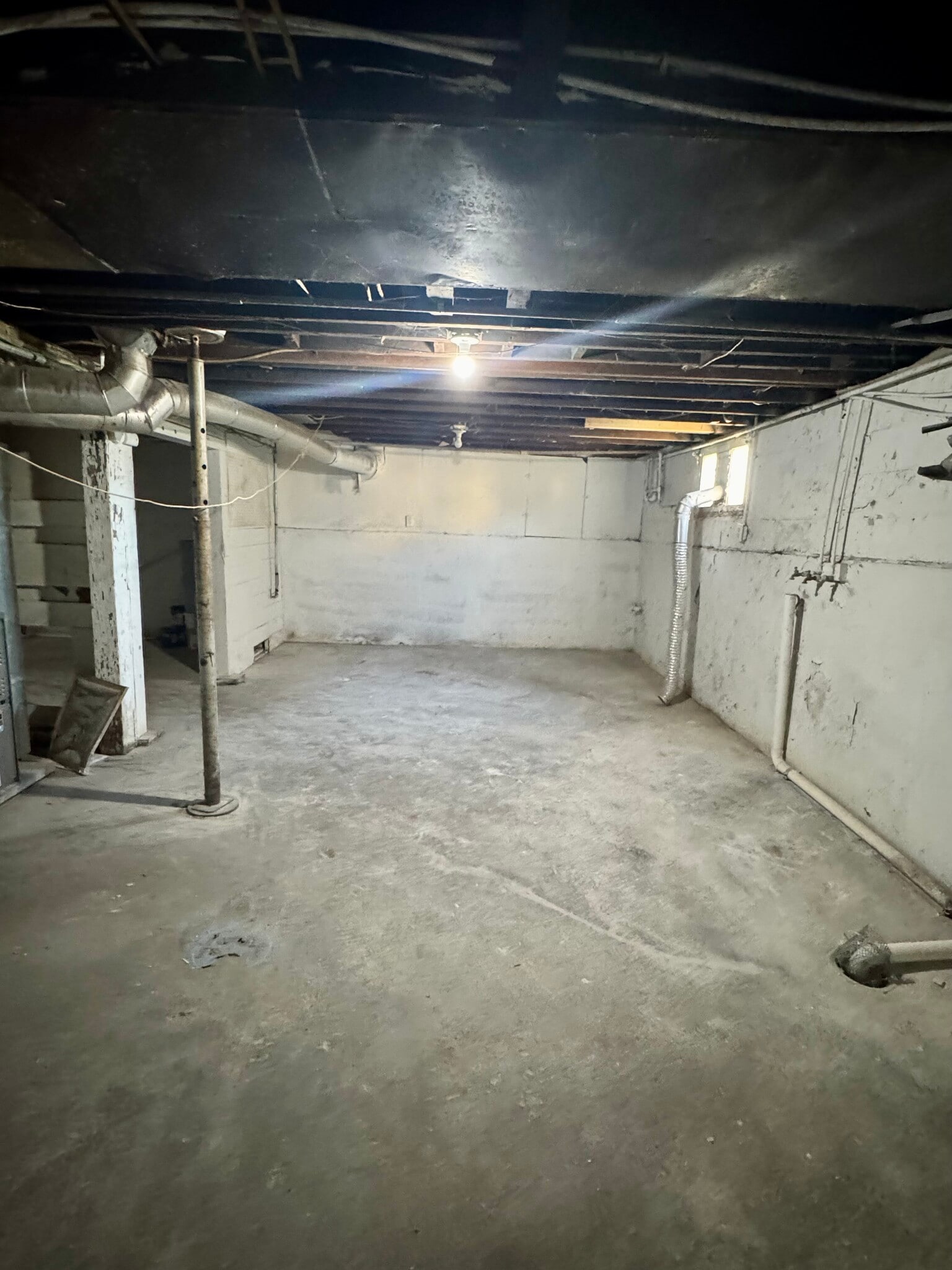 Building Photo - 1215 18th Ave