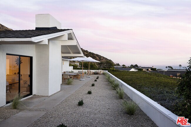 Building Photo - 20374 Seaboard Rd