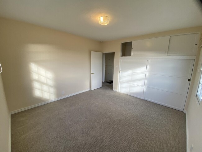 Building Photo - 4491 Coronado Ave