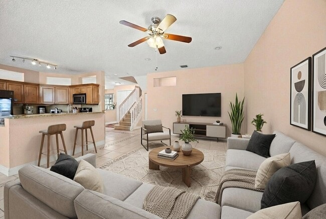 Building Photo - 18051 Rhumba Way