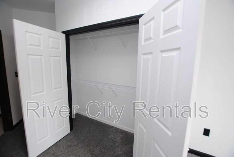 Building Photo - 8539 Gate Pkwy W