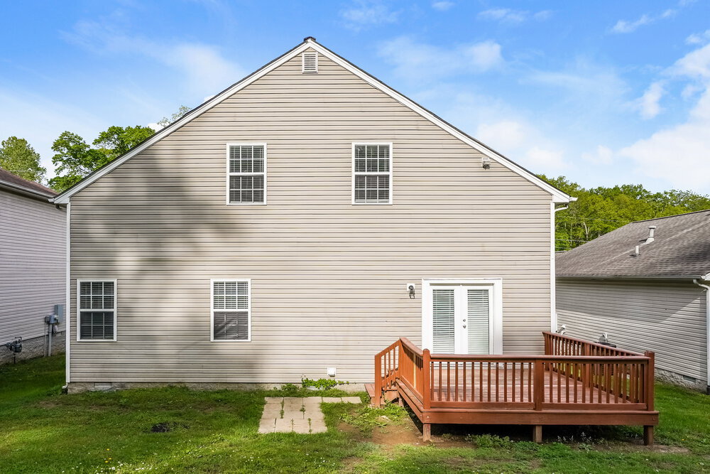Building Photo - 685 Belgium Dr