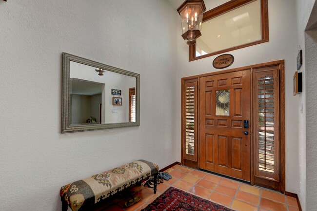 Building Photo - Stunning 4-Bedroom Albuquerque Foothill Ho...