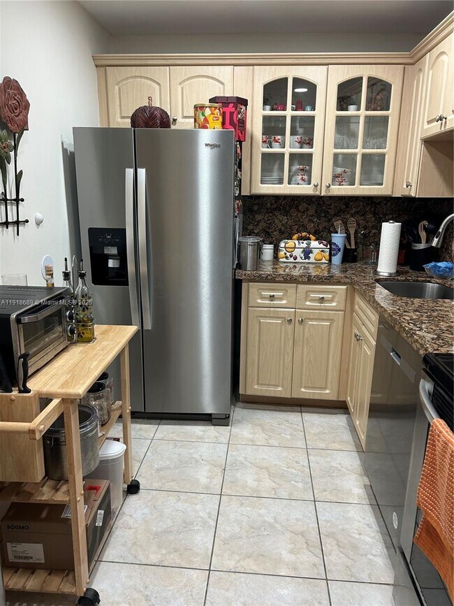 Building Photo - 6969 Collins Ave