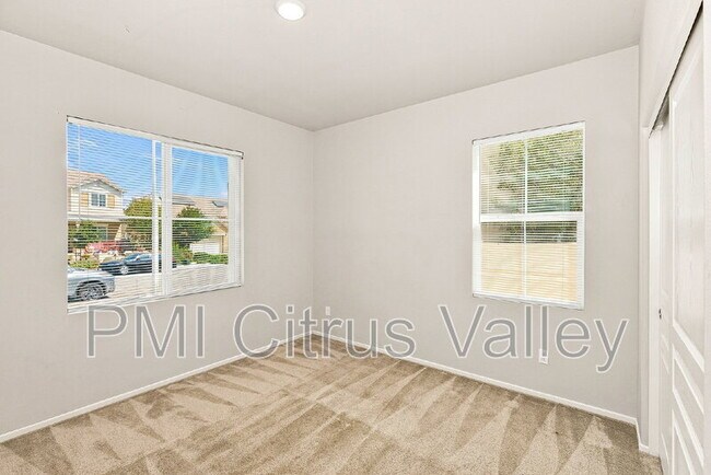 Building Photo - 24613 Round Meadow Dr