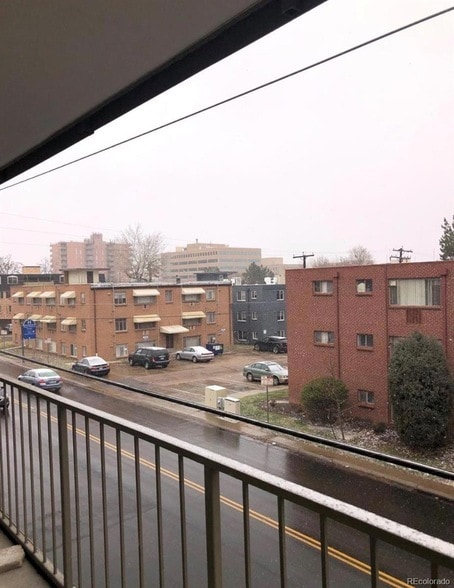 Building Photo - 799 Dahlia St