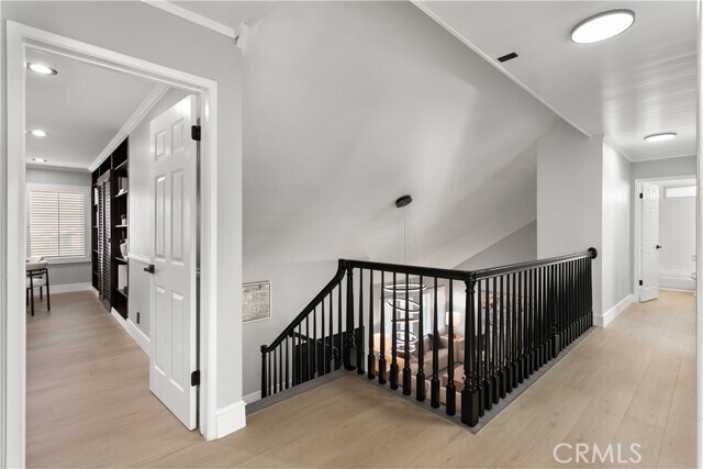 Building Photo - 9882 Kings Canyon Dr