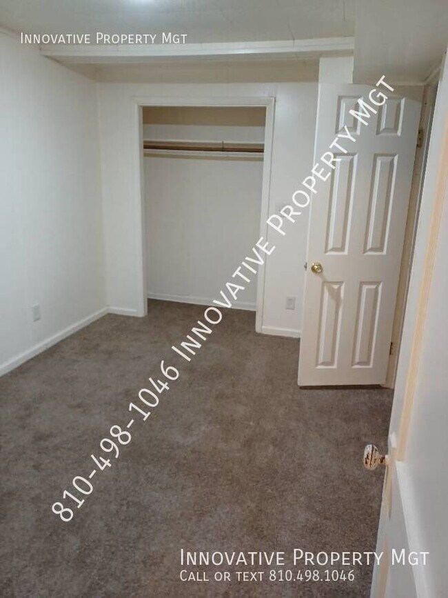 Building Photo - Recently refinished 3 bedroom , 1 bath home!