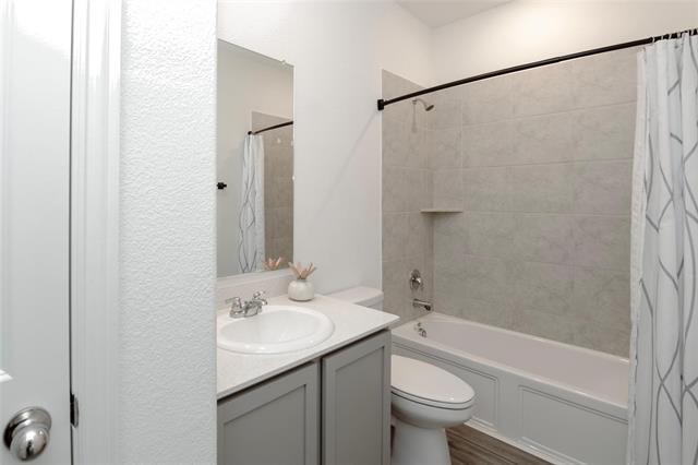 Building Photo - 5417 Windsong Way
