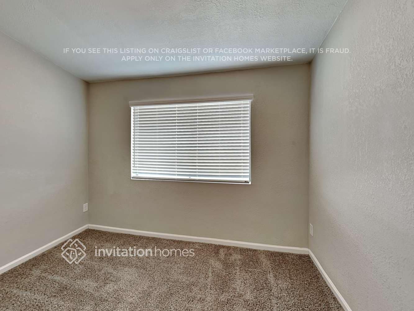 Building Photo - 2812 N 69th Pl