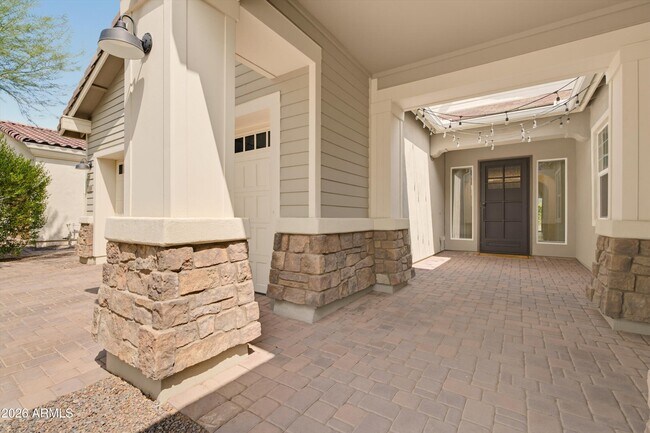 Building Photo - 2024 W Andalusian Trail