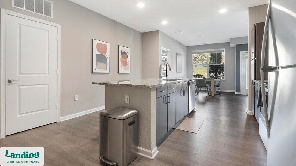 Building Photo - 16346 Lydia Hill Dr