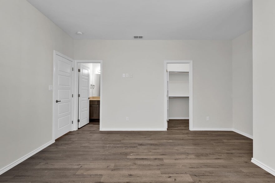 Building Photo - 651 FM 511