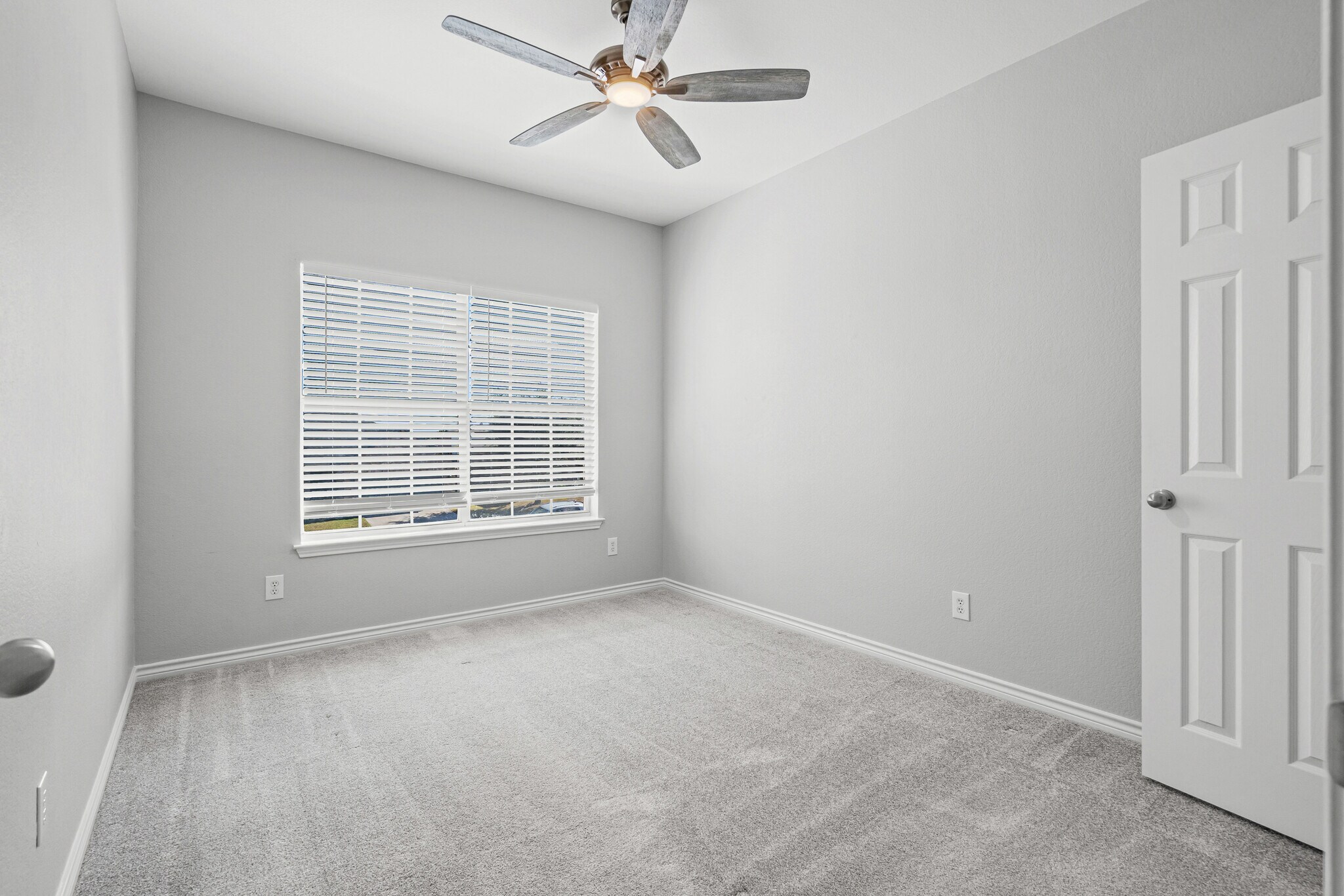 Building Photo - 12404 Pinestraw Rd