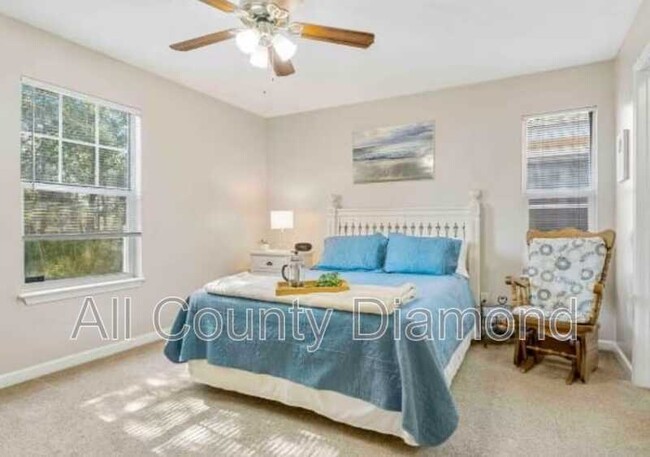 Building Photo - 11721 Sand Castle Ln