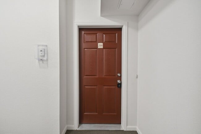 Building Photo - 15700 E Jamison Dr