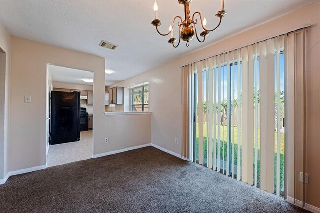 Building Photo - 8914 Pecan Pl Dr