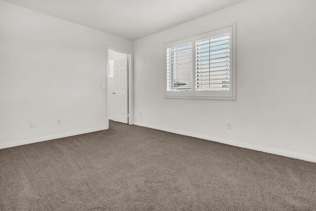Building Photo - 26819 Rancho Serena St