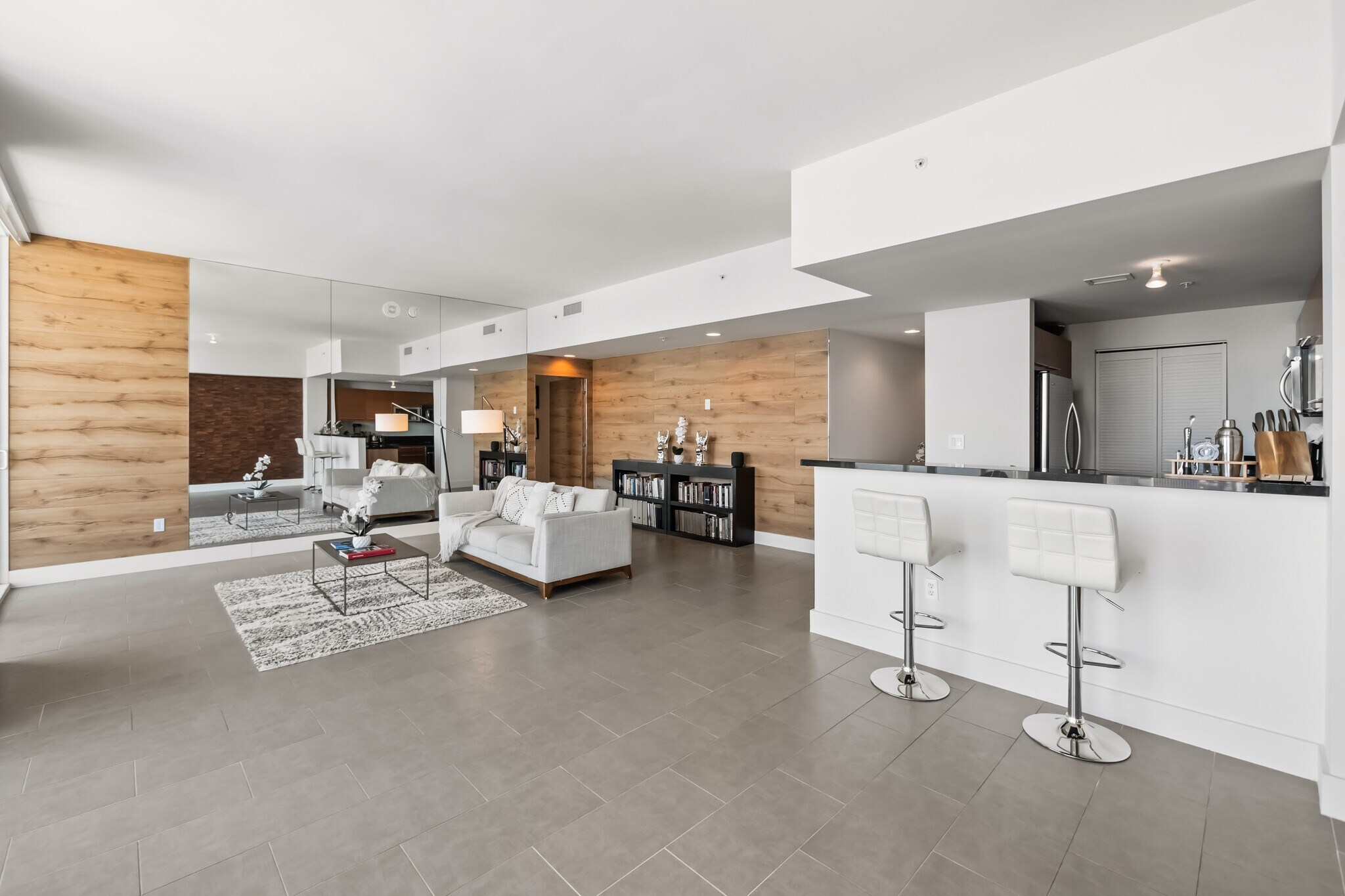 Building Photo - 244 Biscayne Blvd