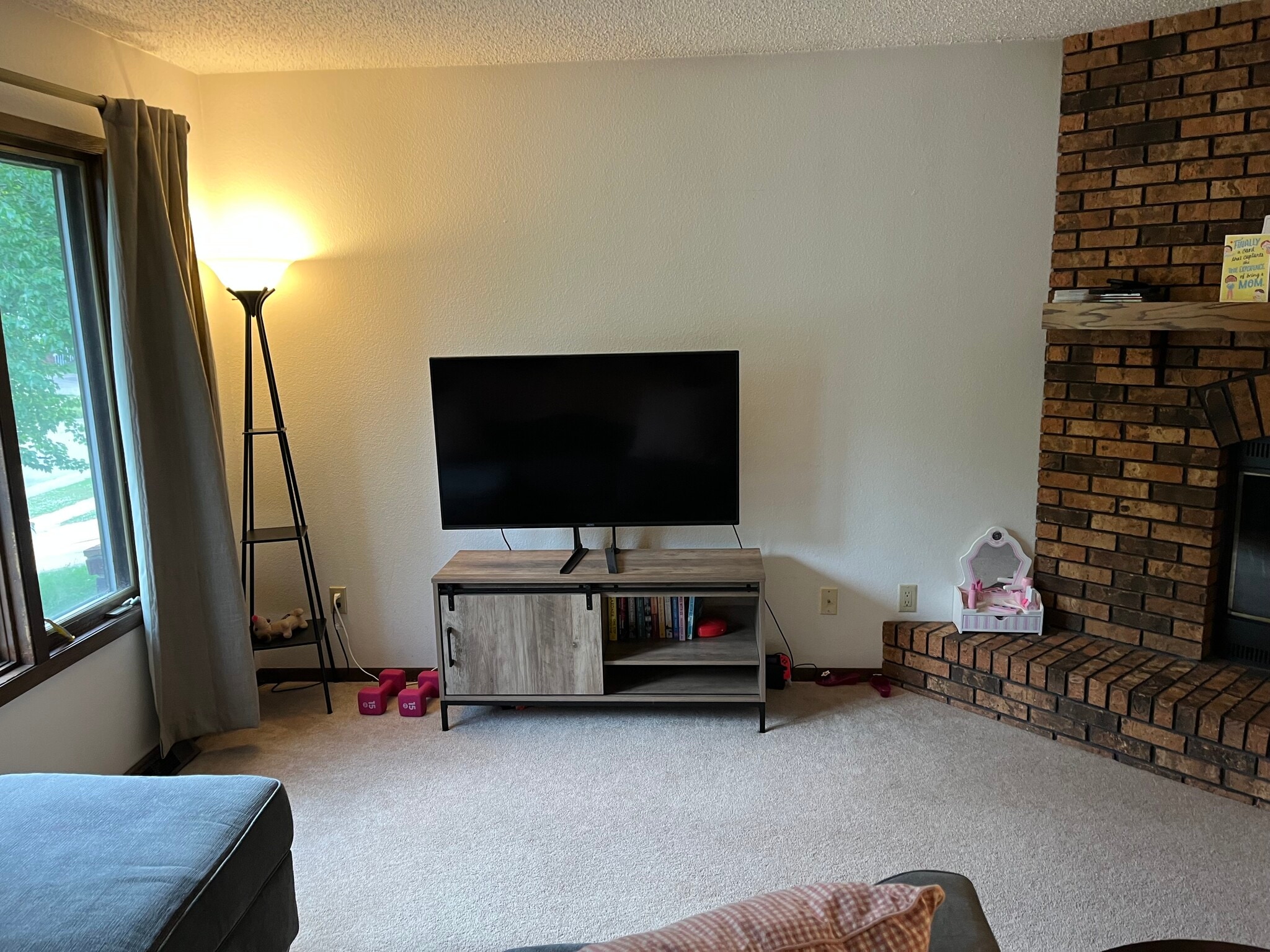 Building Photo - 1467 Westview Dr