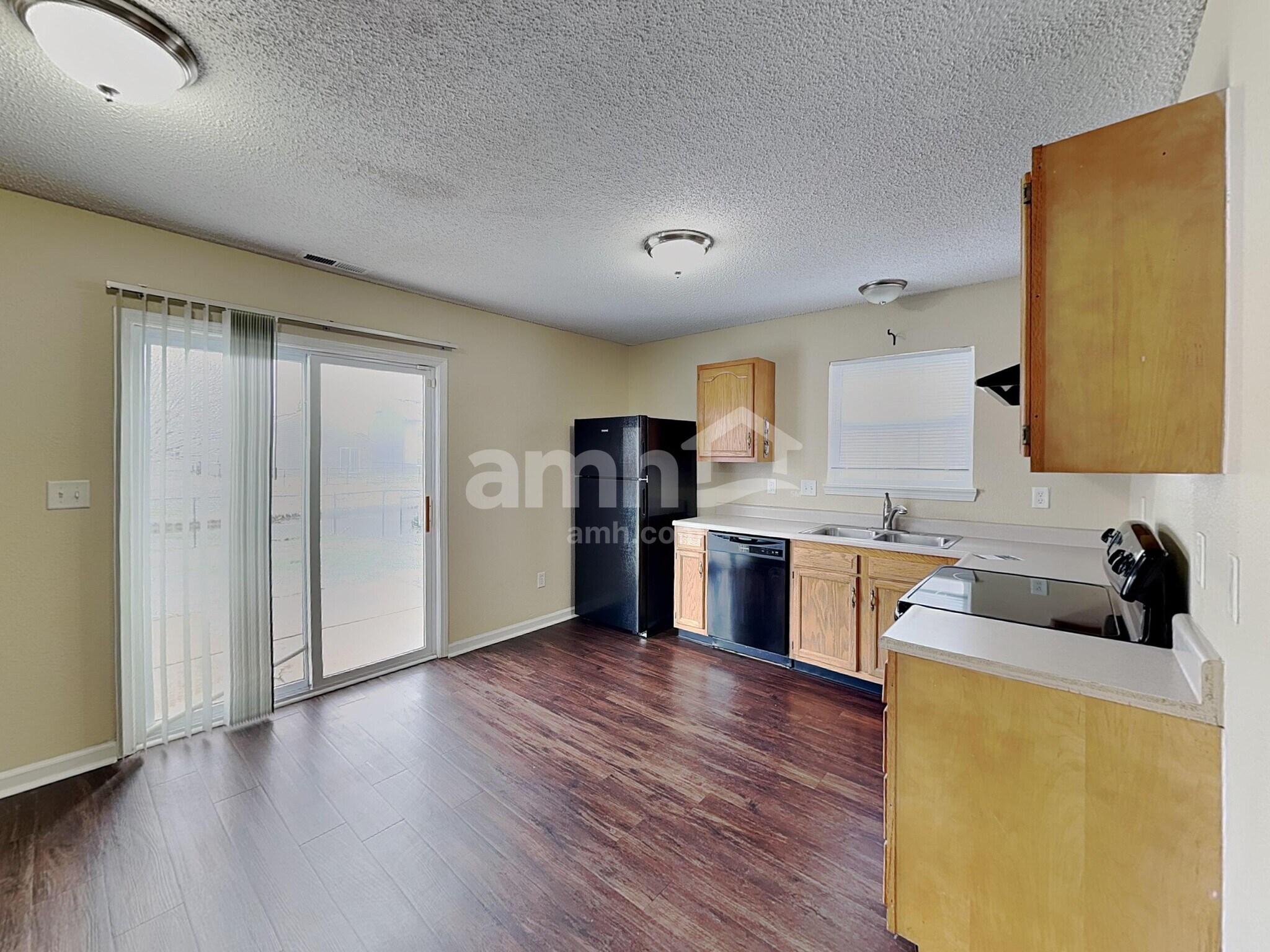 Building Photo - 1783 Blue Lake Dr