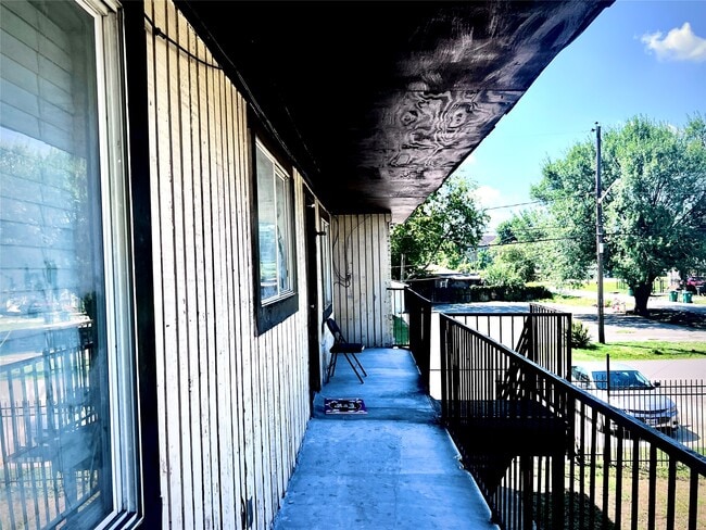 Building Photo - 6802 Sayers St