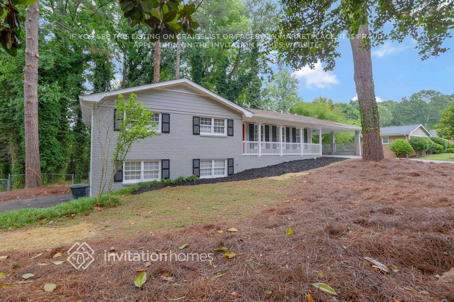 Building Photo - 1801 Romans Dr