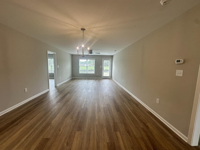 Building Photo - 815 Middleton Rd